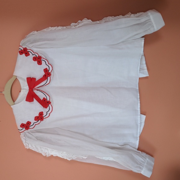 VINTAGE white collar blouse, size small - Picture 6 of 10
